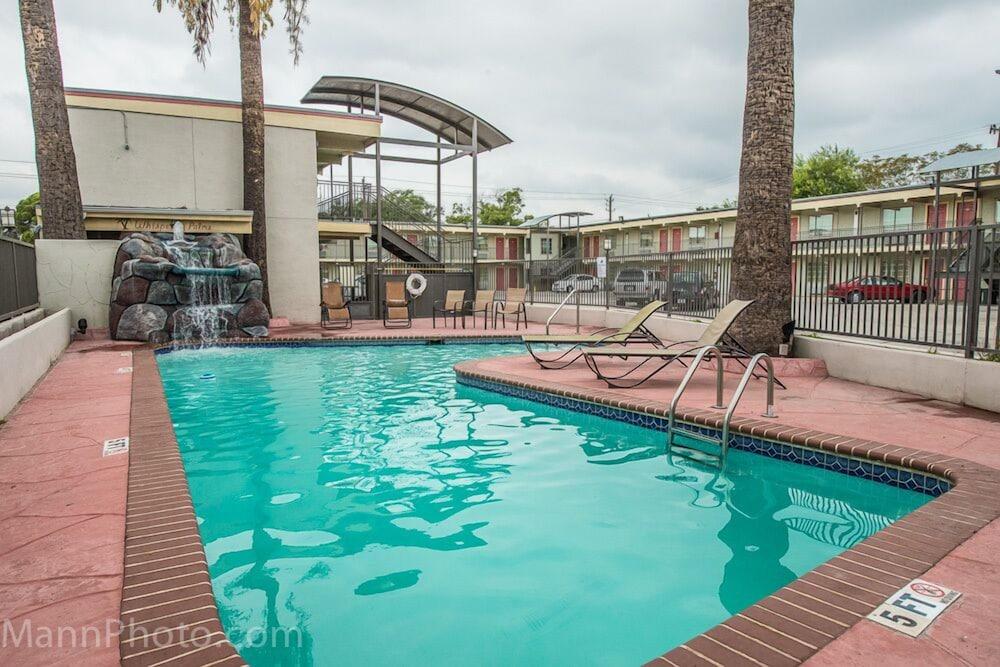Whispering Palms Inn 德尔里奥 外观 照片