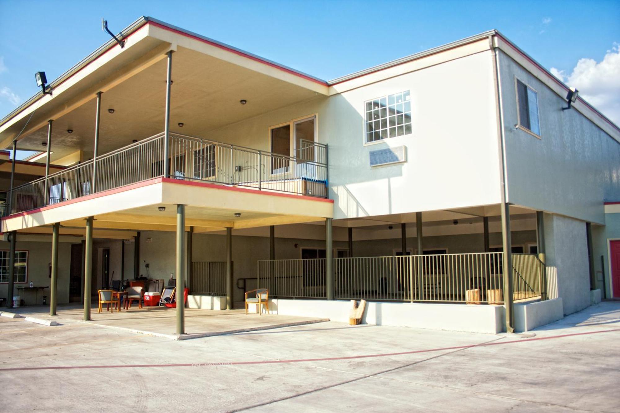 Whispering Palms Inn 德尔里奥 外观 照片