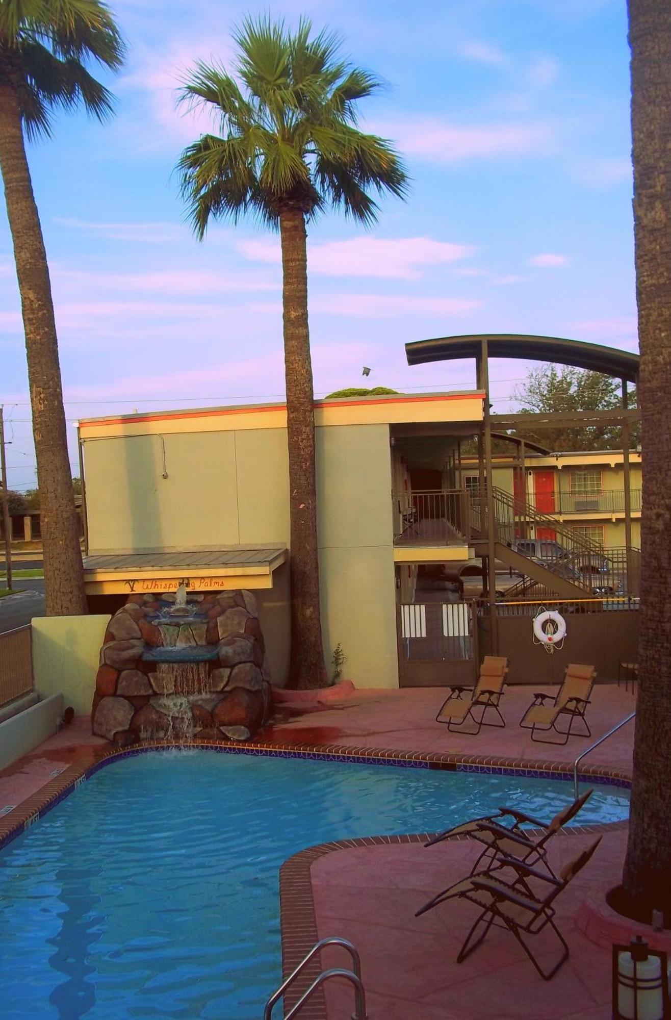 Whispering Palms Inn 德尔里奥 外观 照片